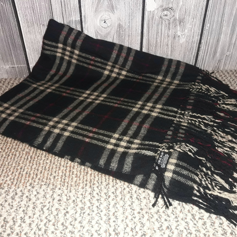 Burberry London Cashmere Scarf Huge Size